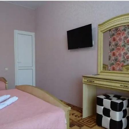 Arins-Park Hotel Otradnoe Екстериор снимка