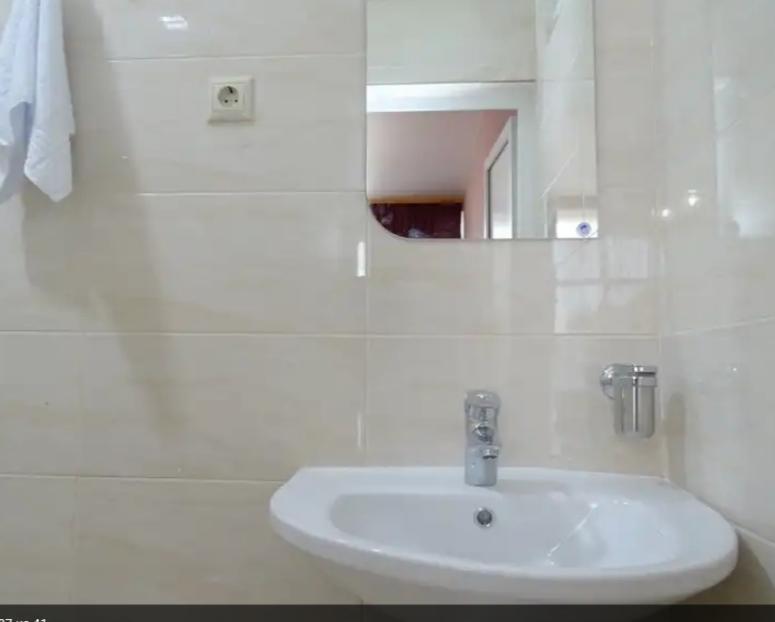 Arins-Park Hotel Otradnoe Екстериор снимка